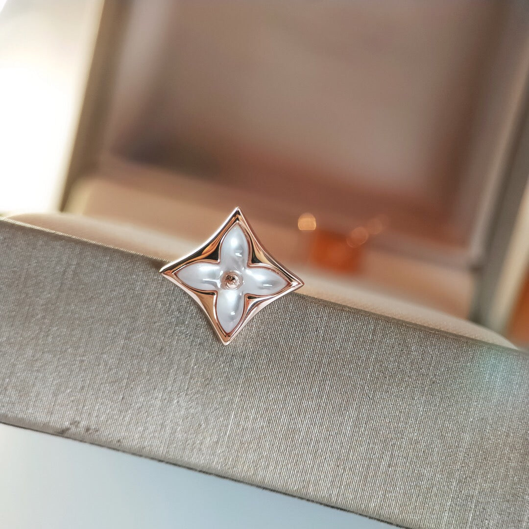 [LumiVibe]STAR MOP PINK GOLD EARRINGS