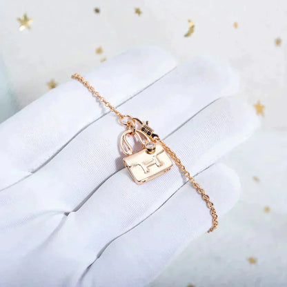 [LumiVibe]AMULETTE PEDANT ROSE GOLD NECKLACE