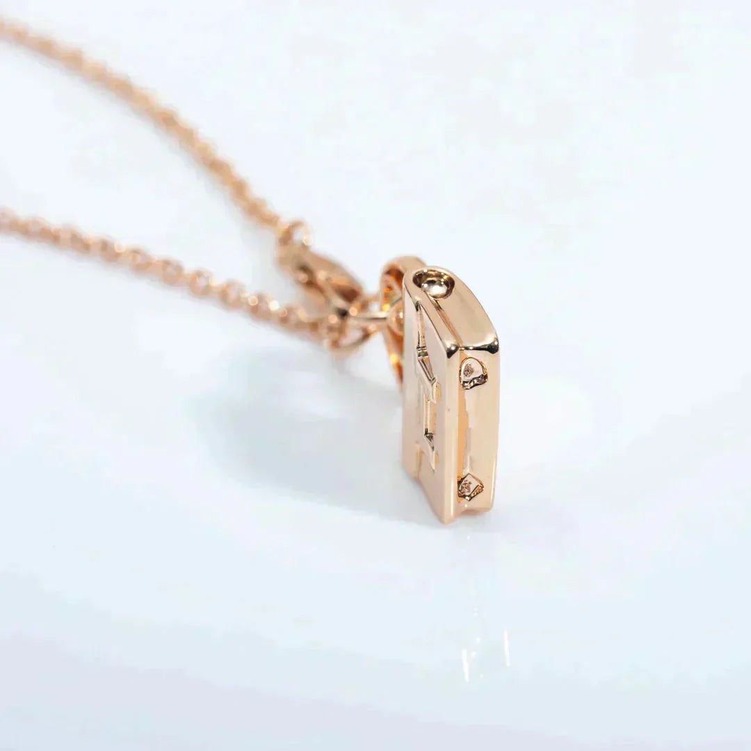 [LumiVibe]AMULETTE PEDANT ROSE GOLD NECKLACE
