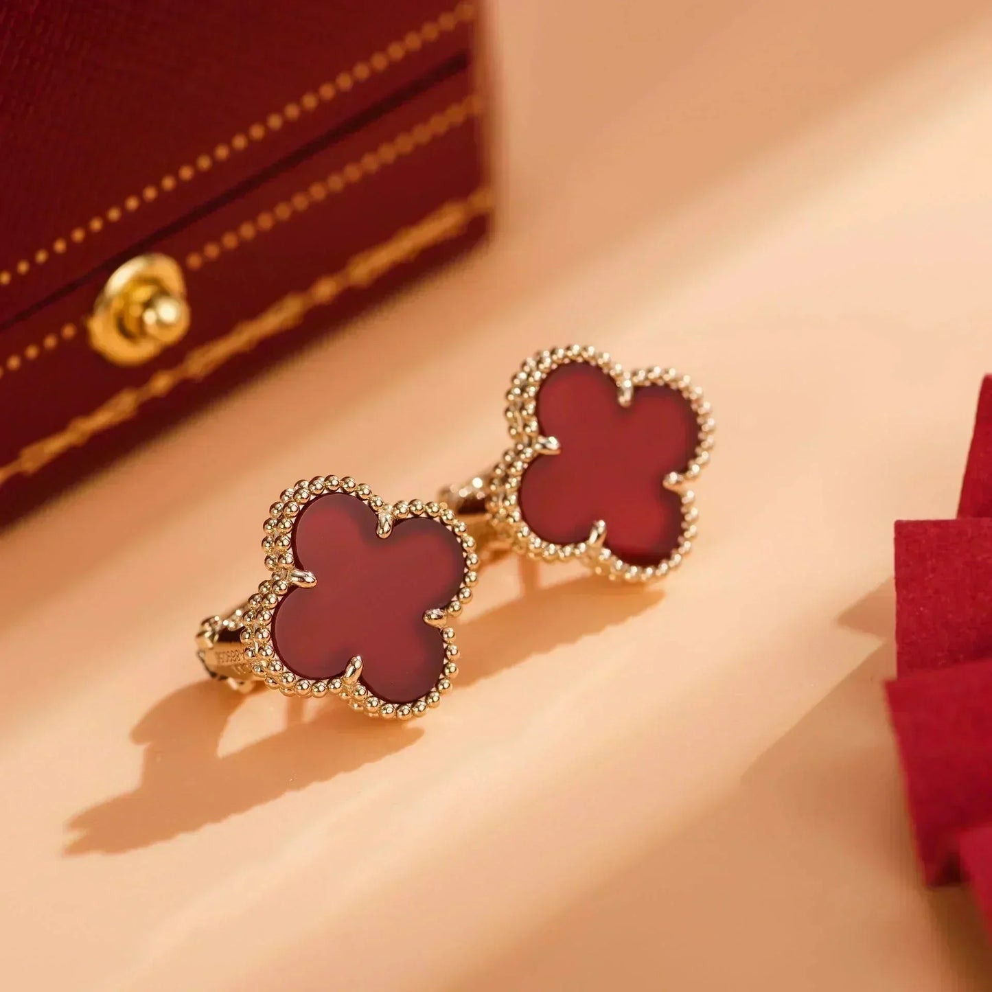 [LumiVibe]CLOVER MEDIUM 1 MOTIFS CARNELIAN  EARRINGS