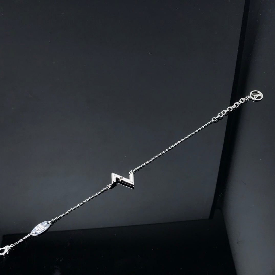 [LumiVibe]VOLT LV LOGO BRACELET
