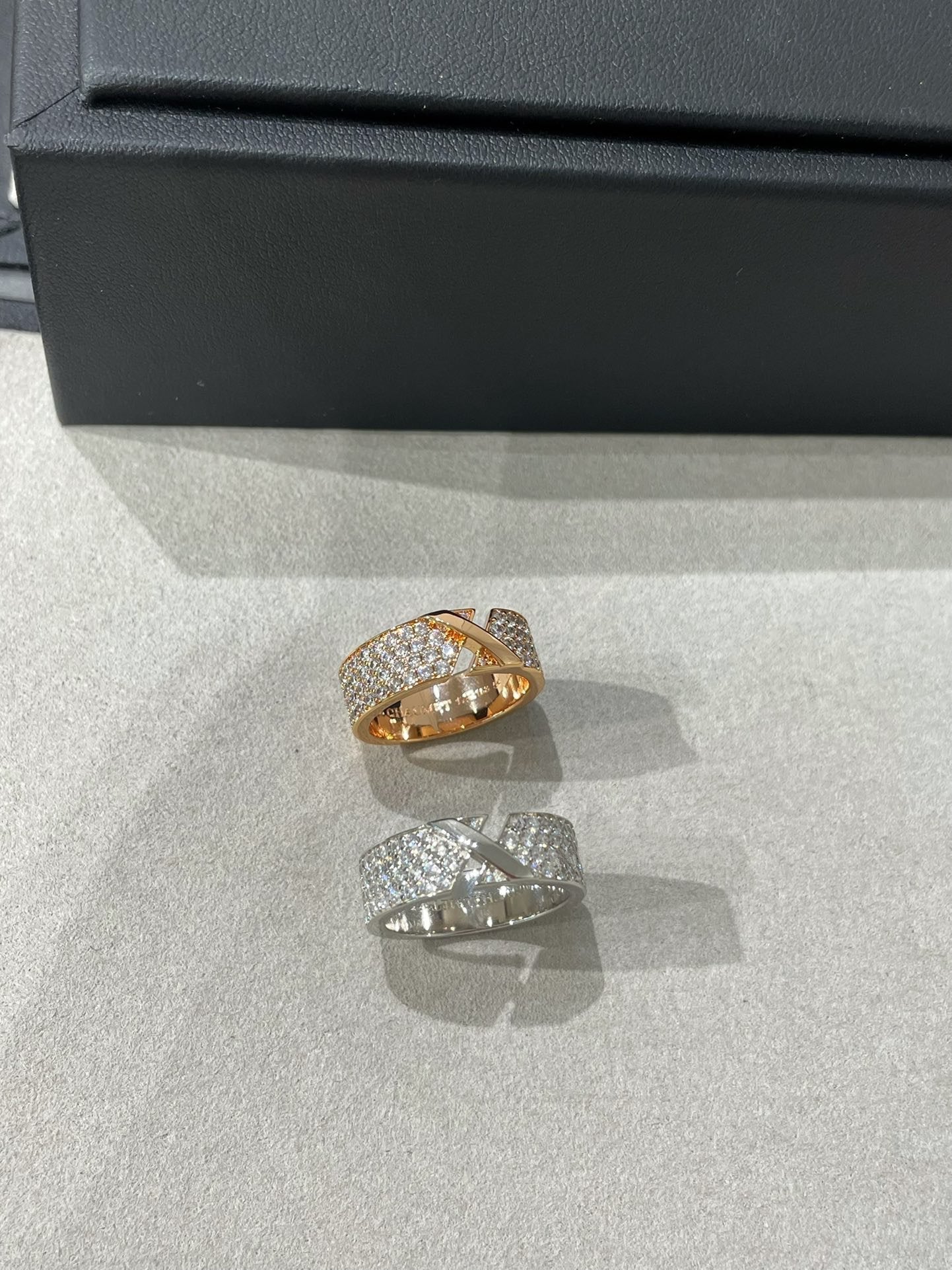 [LumiVibe]LIENS EVIDENCE  DIAMOND PAVED RING