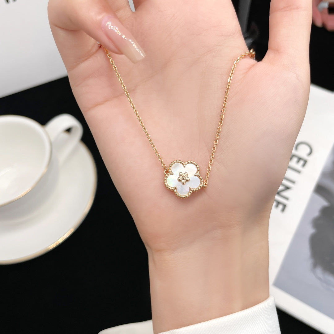 [LumiVibe]LUCKY SPRING ROSE GOLD MOP BRACELET
