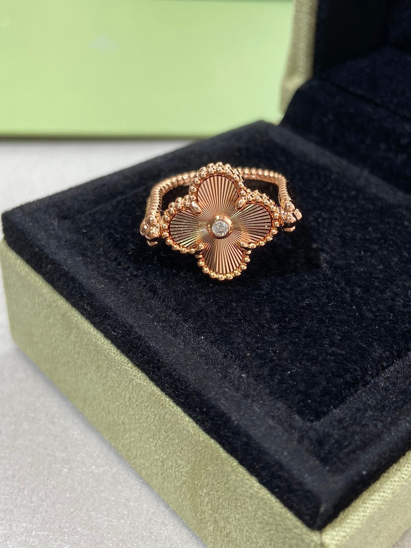 [LumiVibe]CLOVER RIVERSIBLE ROSE GOLD RING