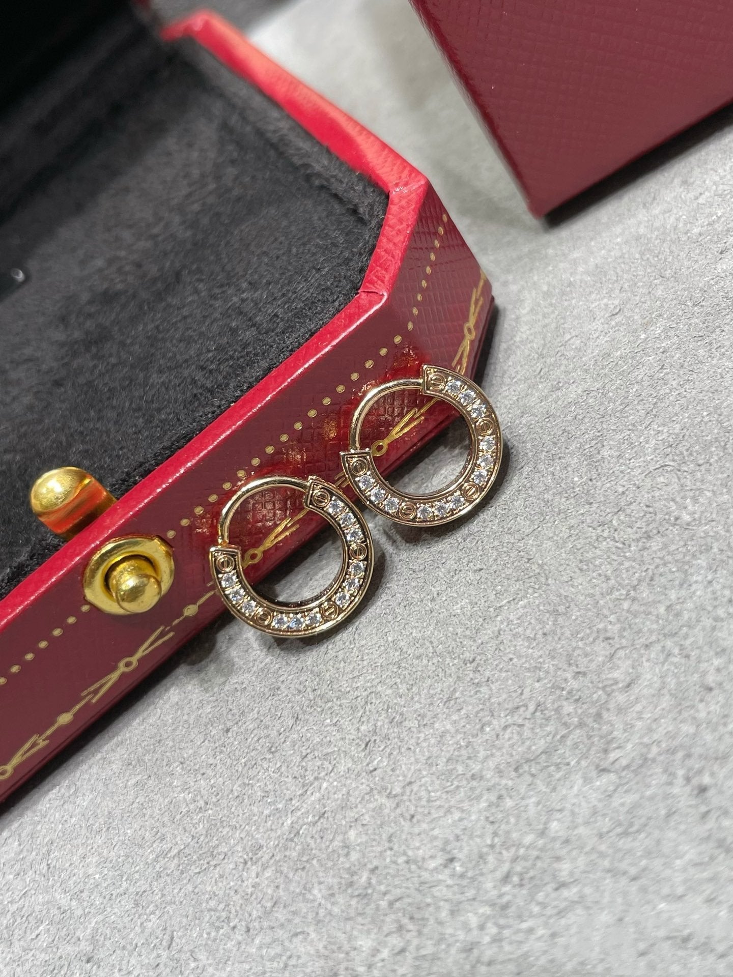 [LumiVibe]LOVE DIAMOND EARRINGS
