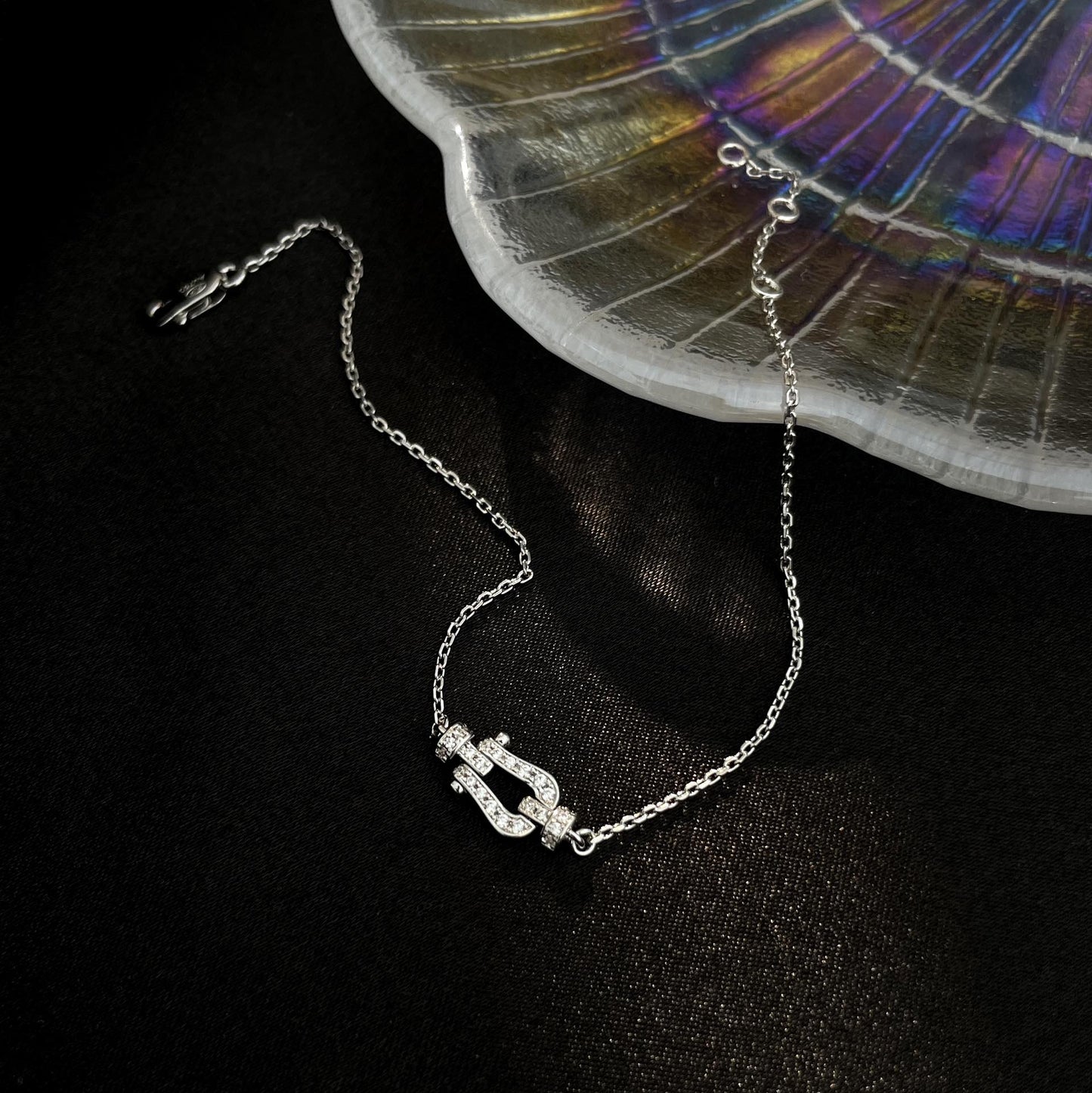[LumiVibe]FORCE 10 FULL DIAMOND BUCKLE CHAIN LINK MINI MODEL