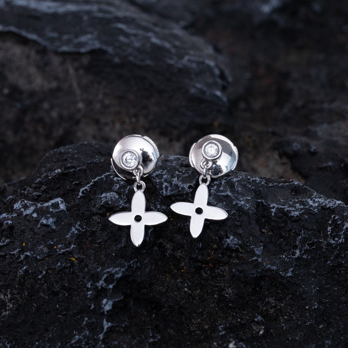 [LumiVibe]VIDYLLE SILVER DIAMOND MINI DROP EARRINGS