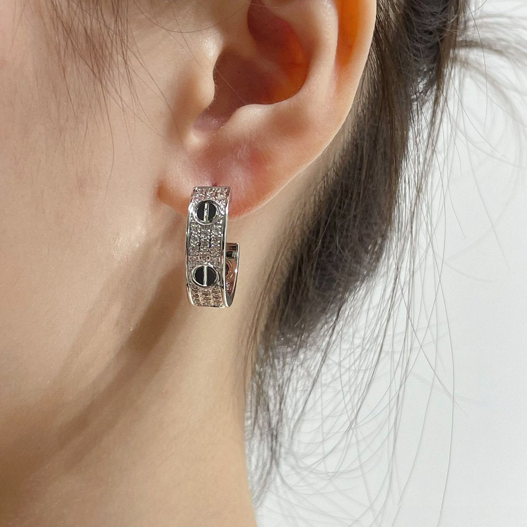 [LumiVibe]LOVE CERAMIC DIAMOND PAVED SILVER EARRINGS