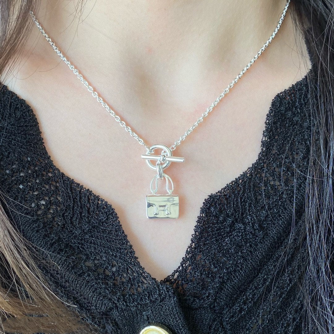 [LumiVibe]CONSTANCE PEDANT SILVER NECKLACE