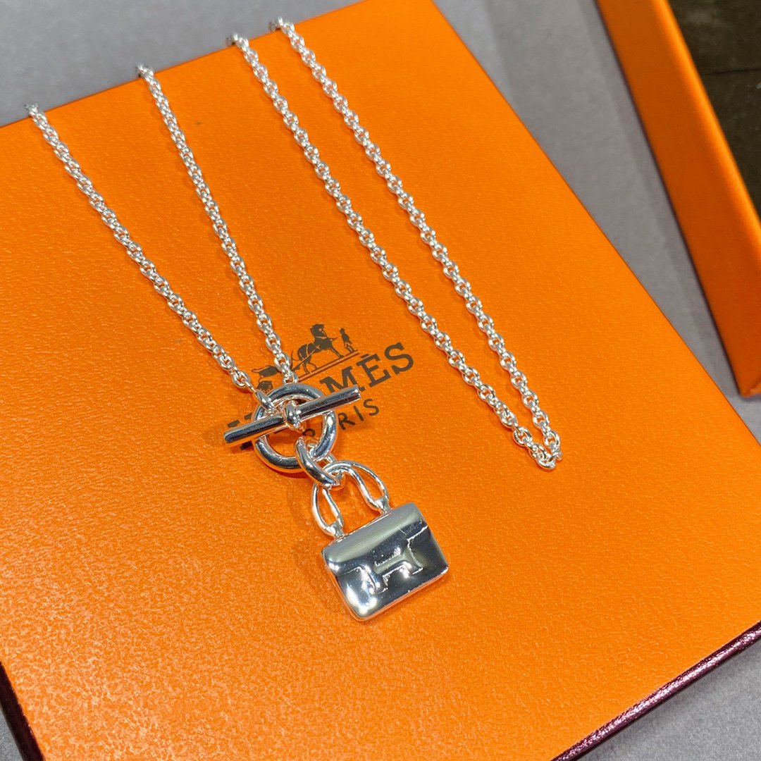 [LumiVibe]CONSTANCE PEDANT SILVER NECKLACE