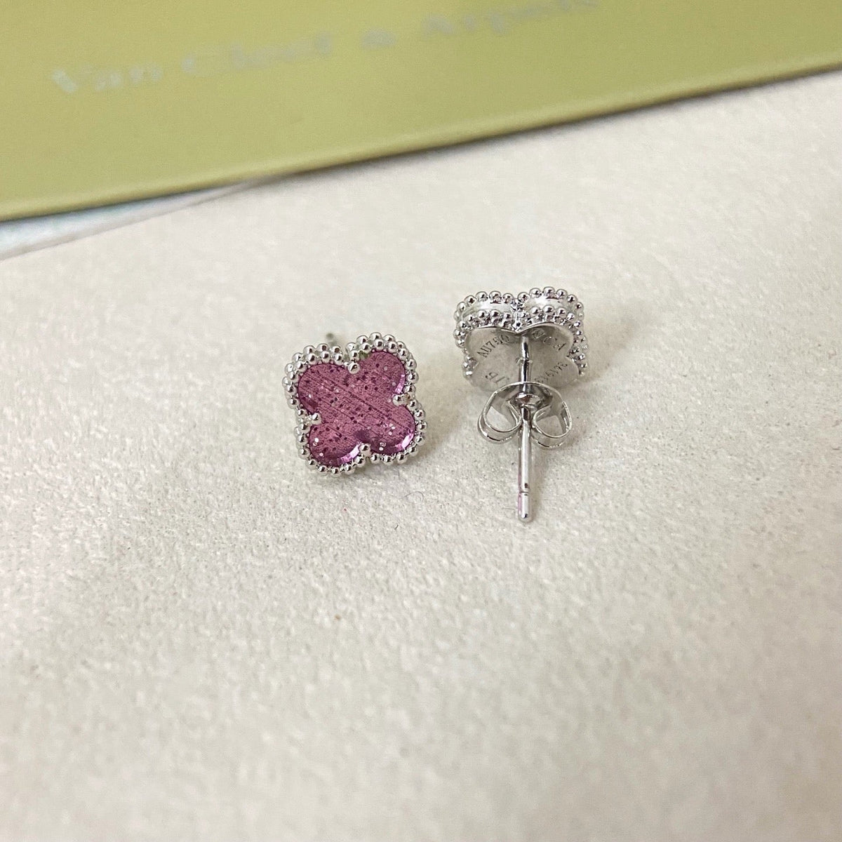[Lumivibe]2026 NEW MINI CLOVER 1 MOTIF  BUBBLE PINK ENAMEL