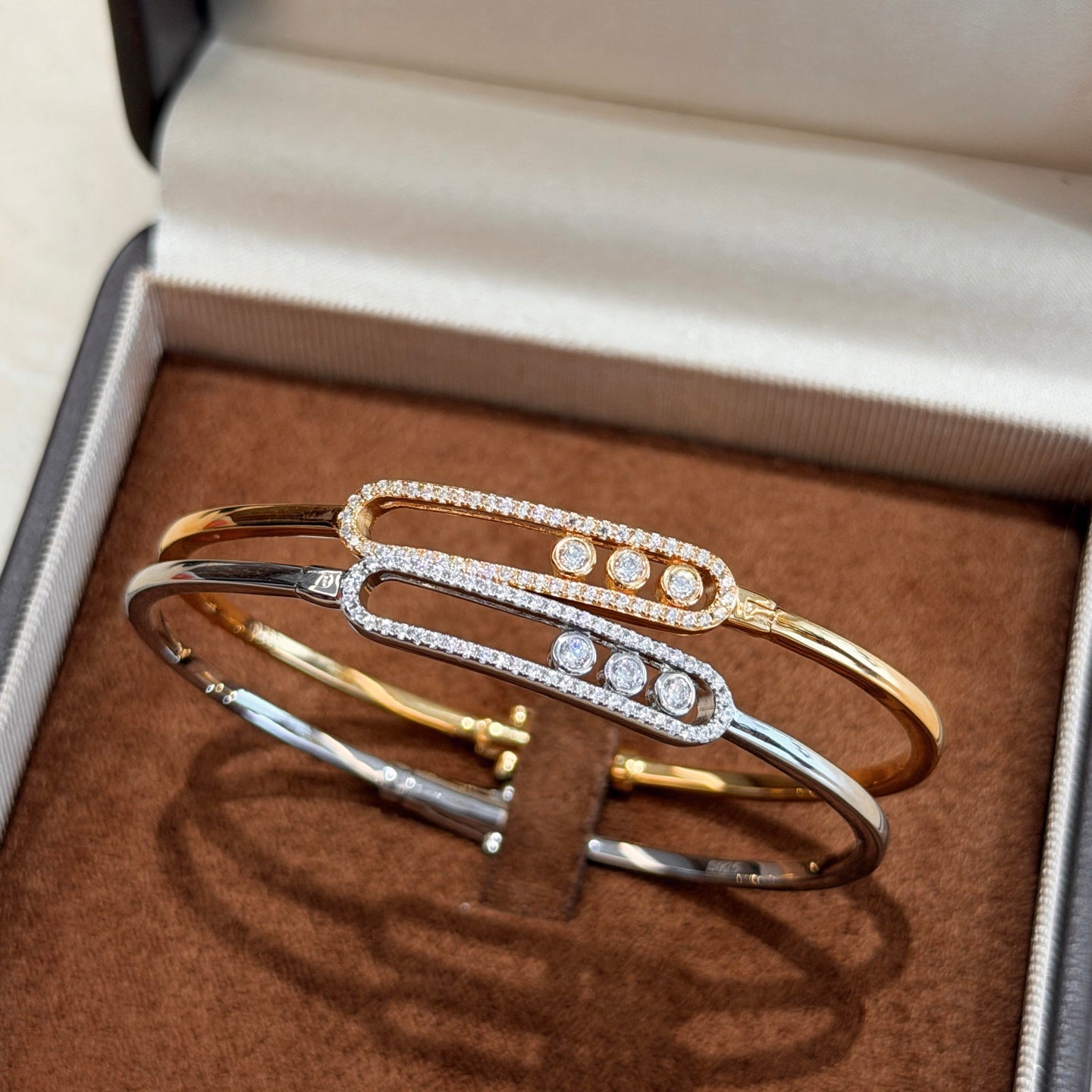 [LumiVibe]Move Pavé Diamond Bangle Bracelet M