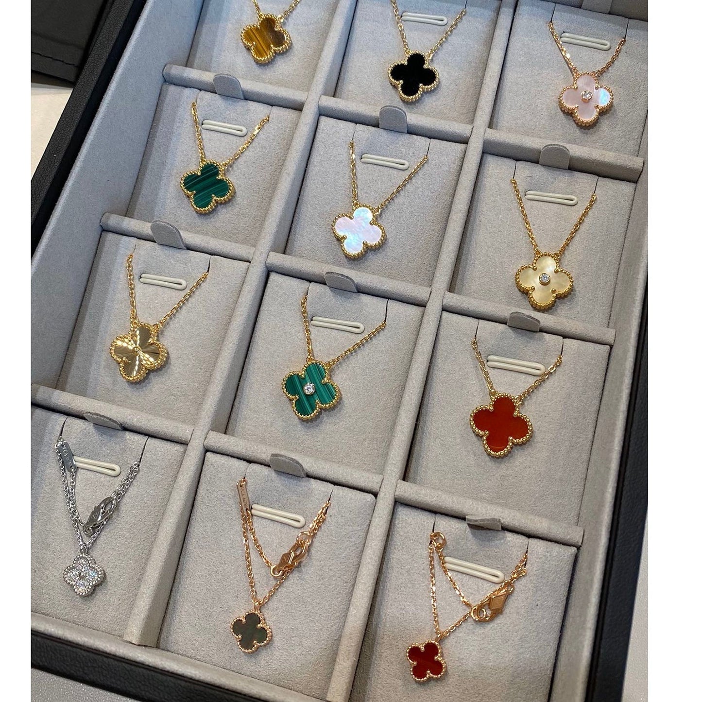 [LumiVibe]CLOVER 15MM LASER NECKLACE SILVER