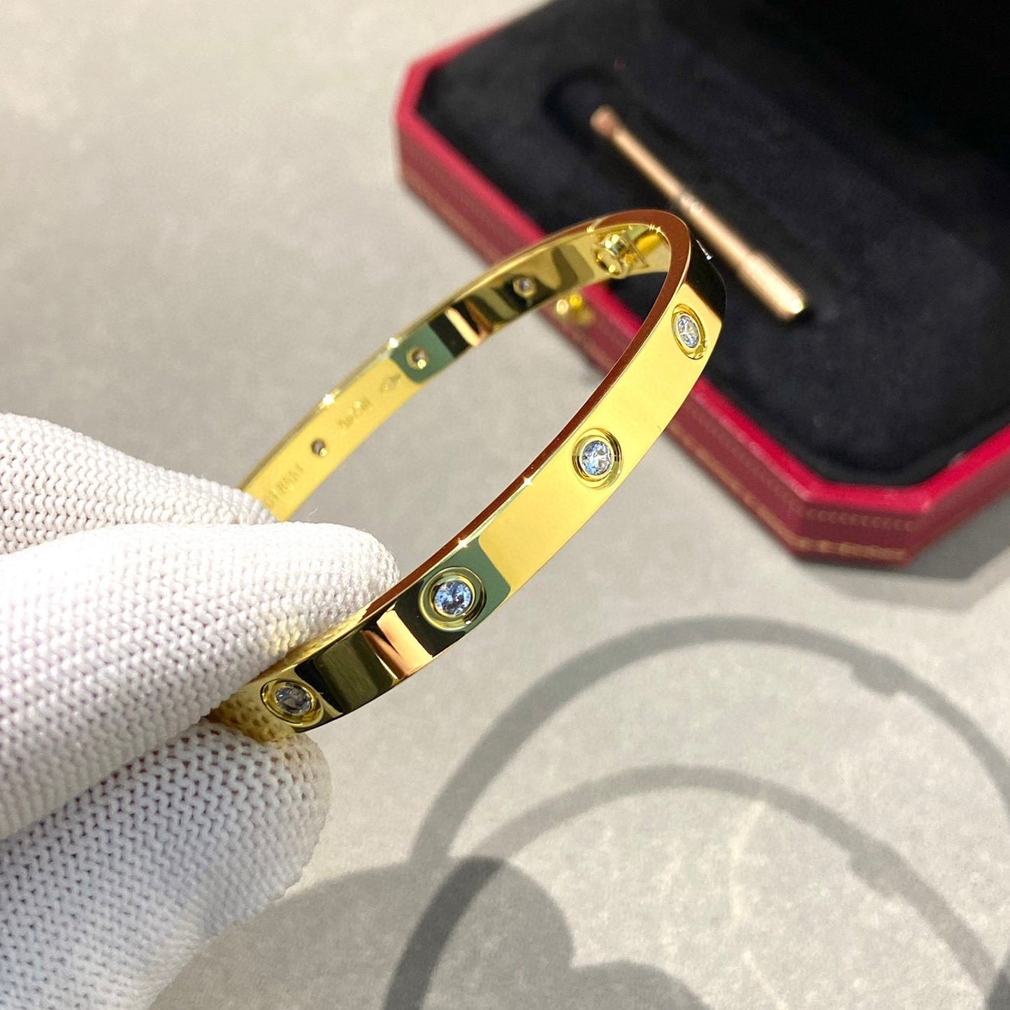 [LumiVibe]LOVE BRACELET 6.1MM 10 DIAMONDS