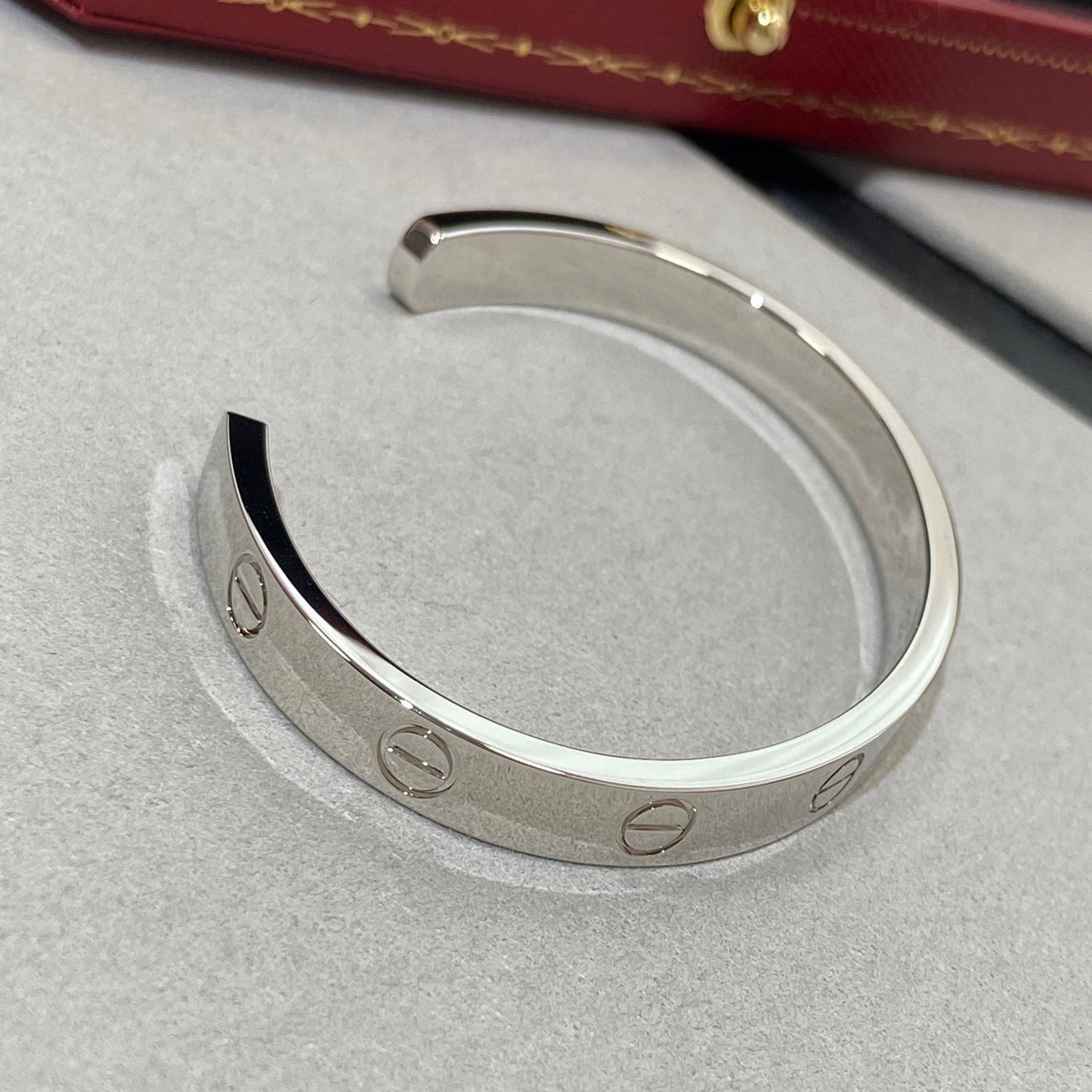 [LumiVibe]LOVE BRACELET 6.1MM 1 DIAMOND OPEN CUFF