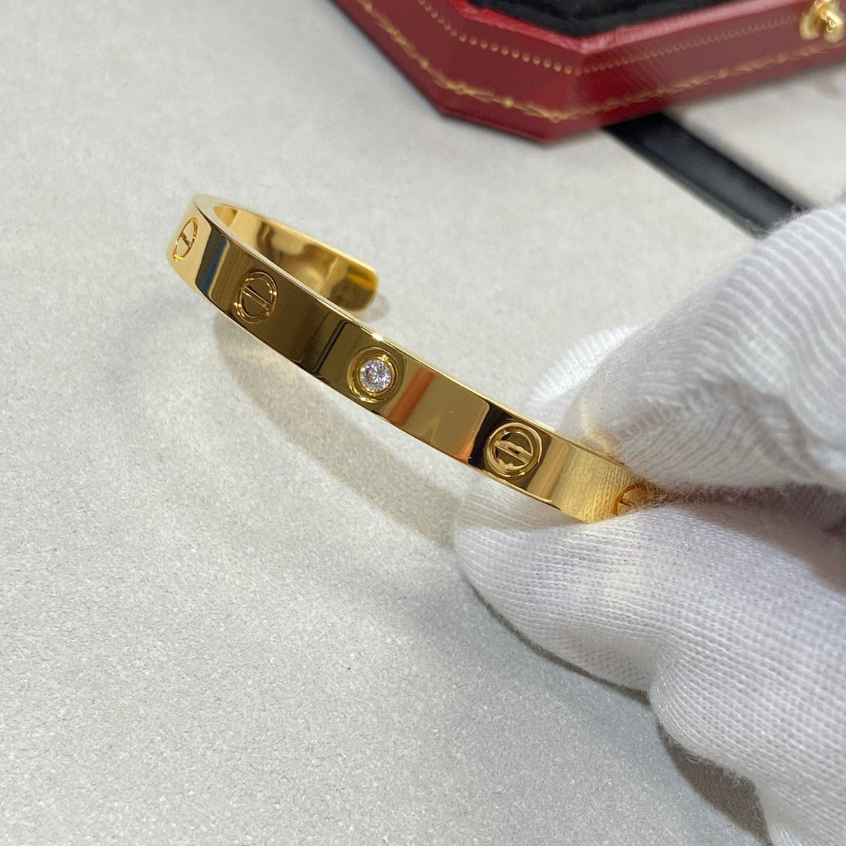[LumiVibe]LOVE BRACELET 6.1MM 1 DIAMOND OPEN CUFF