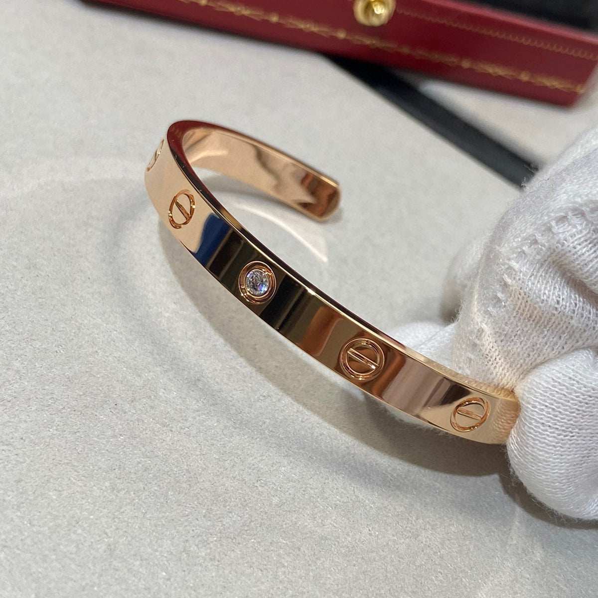 [LumiVibe]LOVE BRACELET 6.1MM 1 DIAMOND OPEN CUFF