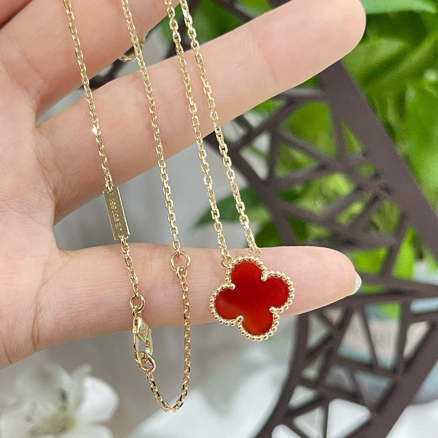 [LumiVibe]CLOVER 15MM CARNELIAN SINGLE FLOWER NECKLACE