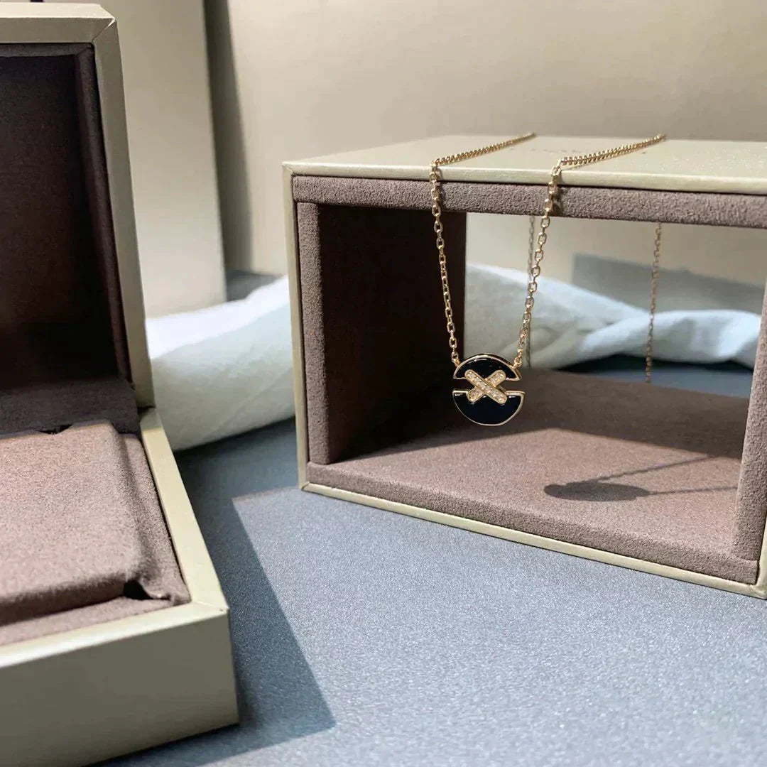 [LumiVibe]JEUX DE ROSE GOLD DIAMOND NECKLACE