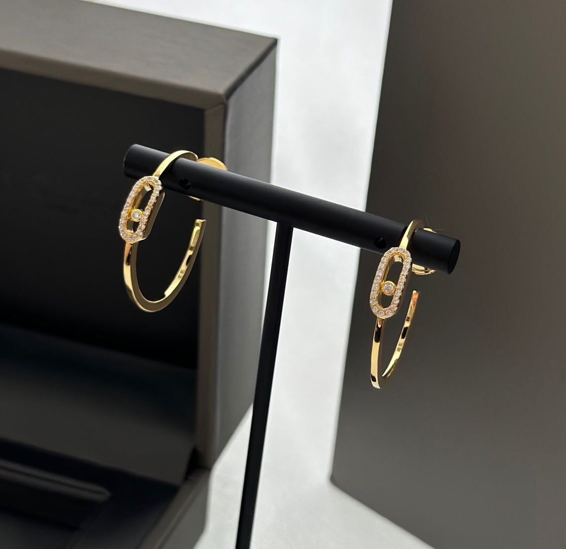 [LumiVibe]CREOLES MOVE UNO PM DIAMOND EARRINGS