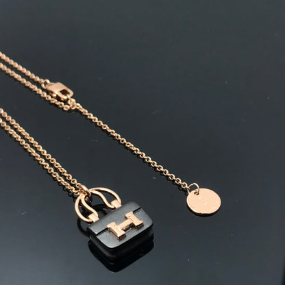 [LumiVibe]WOMEN'S HM AMULETTES CONSTANCE PENDANT NECKLACE