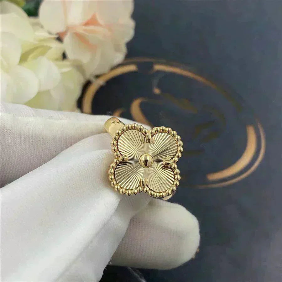 [LumiVibe]CLOVER GOLD RING